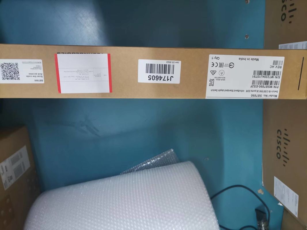 MSB7800-ES2F Mellanoxのネットワーク スイッチのInfiniBand EDR 100Gb/Sシステム36 QSFP28は1Uを左舷に取る
