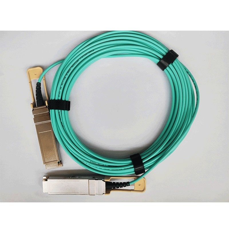 200G QSFP56 アクティブ光学ケーブル 26.56GBaud速度データ転送 OM3/OM4コネクタタイプ QSFP56コネクタに対応